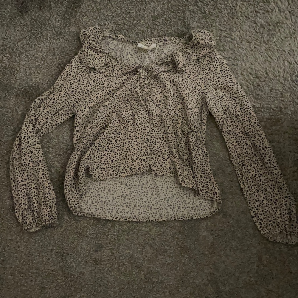 Cheetah print ruffled button-down crop top